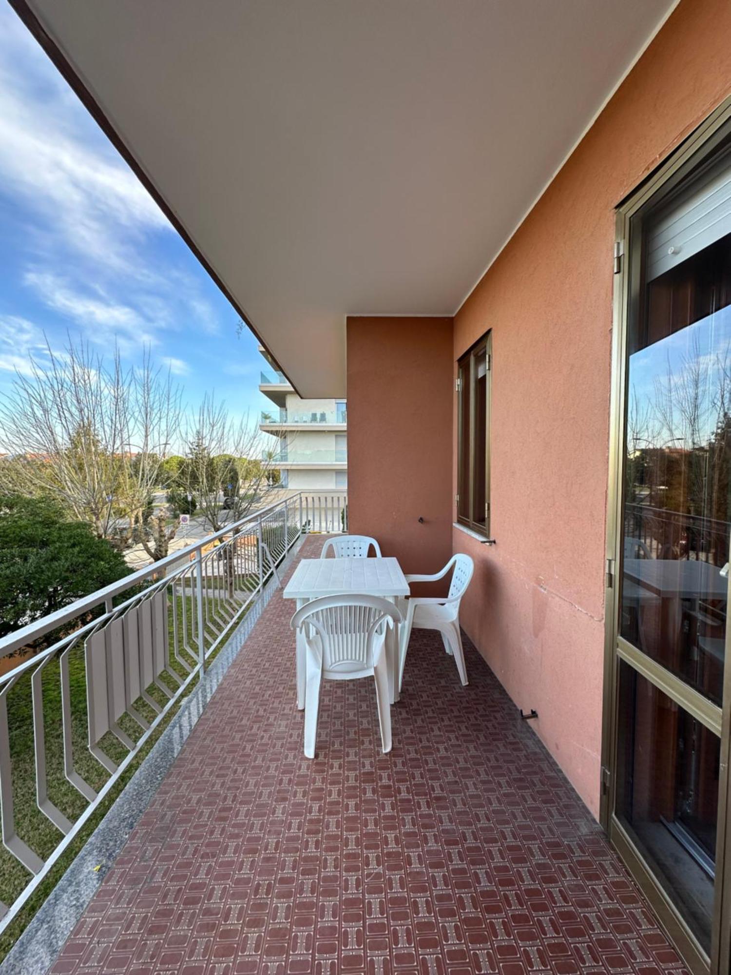 Residence Beatrice - Agenzia Cocal Каорле Екстериор снимка